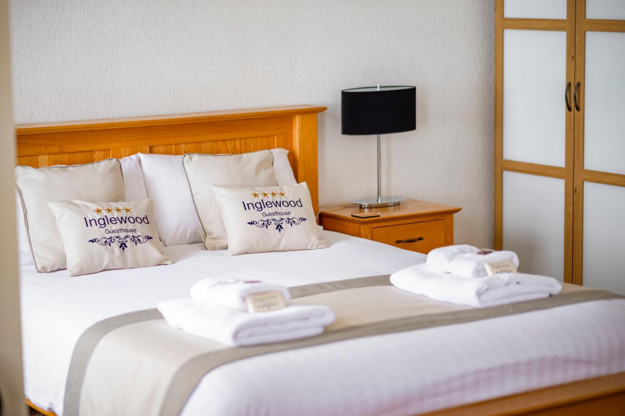 Inglewood - Opul Express Hotell Douglas Rum bild
