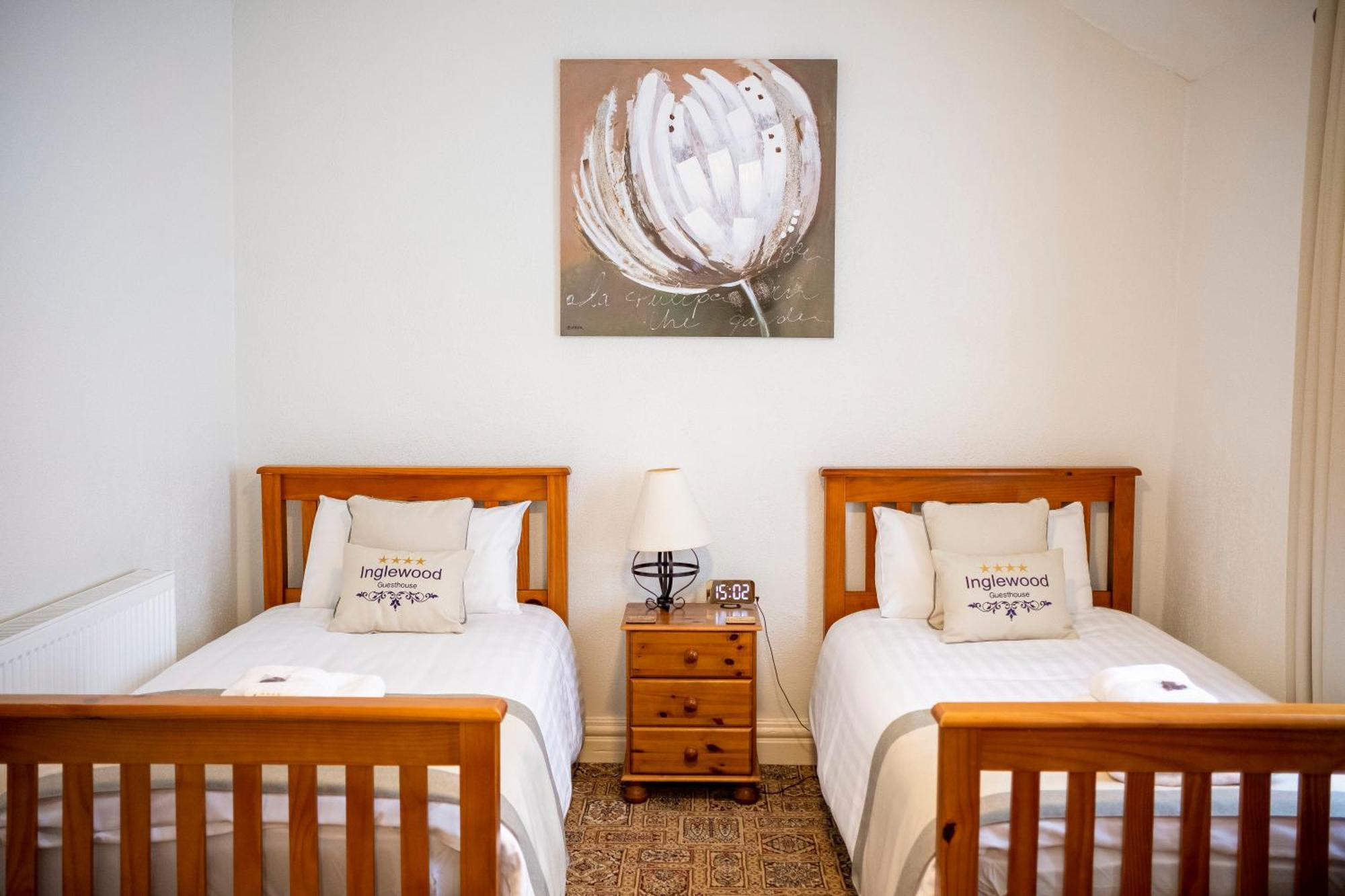 Inglewood - Opul Express Hotell Douglas Rum bild